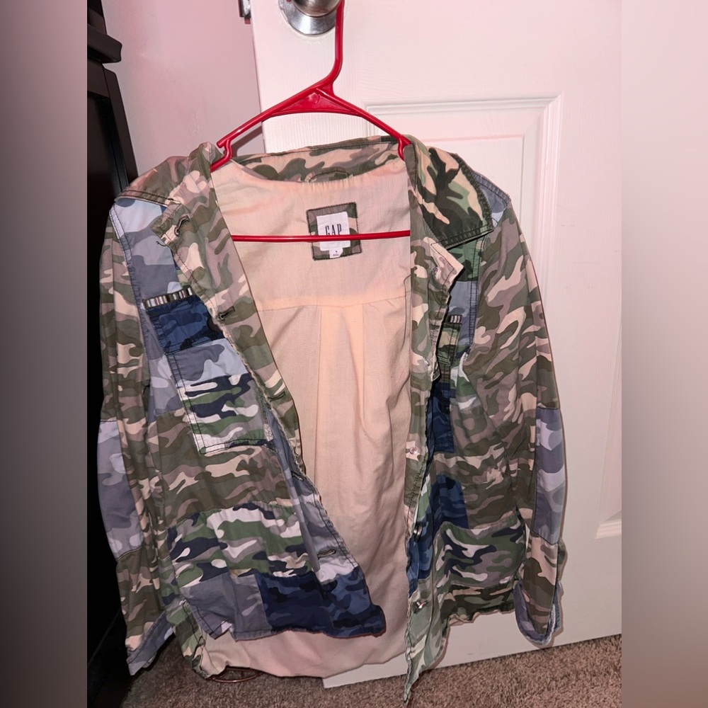 Gap Camo. JACKET